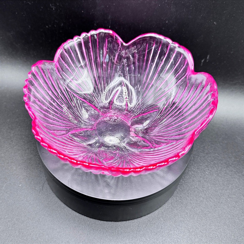 Dalzell Viking Pink Glass Scalloped Flower Bowl Handmade USA Art Glass Console